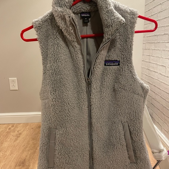 Patagonia XS gray Sherpa vest - Picture 1 of 3